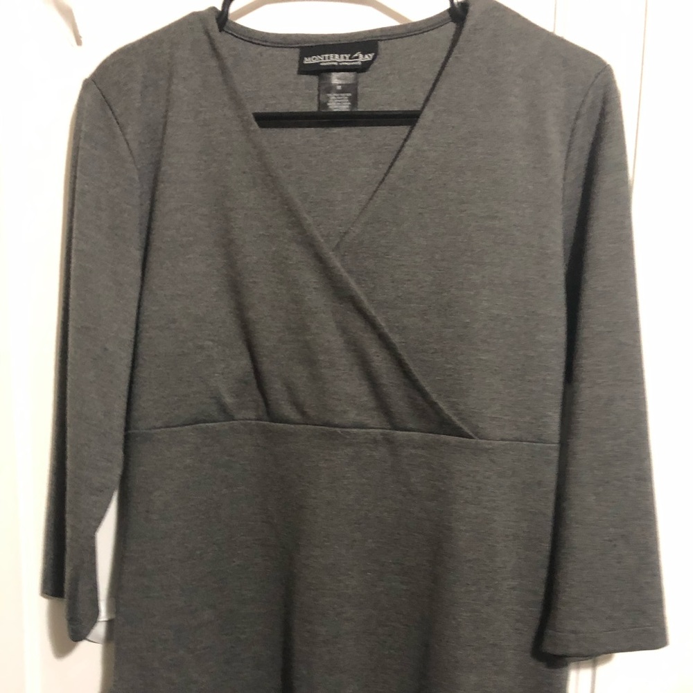MONTEREY BAY LADIES TOP. MEDIUM